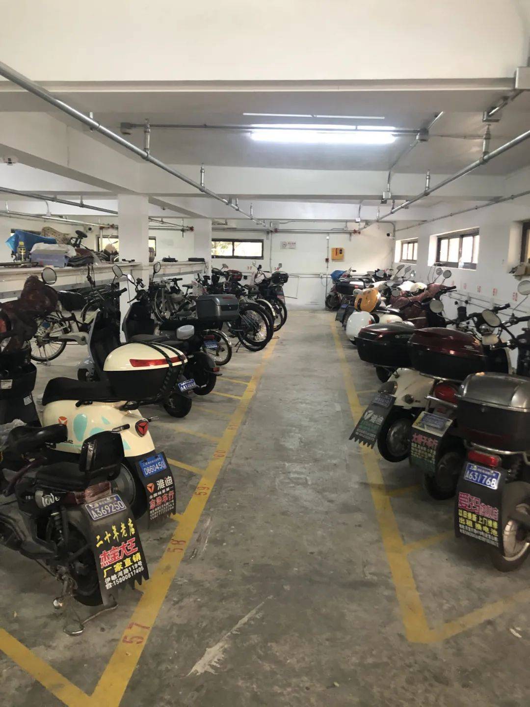 【我為群眾辦實(shí)事】林云 | 三駕馬車齊發(fā)力<strong></p>
<p>停車棚</strong>，林云社區(qū)停車棚舊貌換新顏！:停車棚